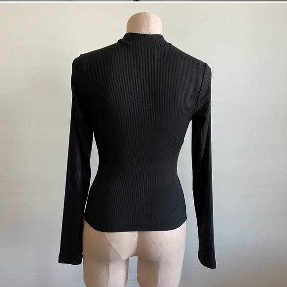 BARDOT Black Ribbed Cutout Twist Top with Long Sleeves - Picture 3 of 3